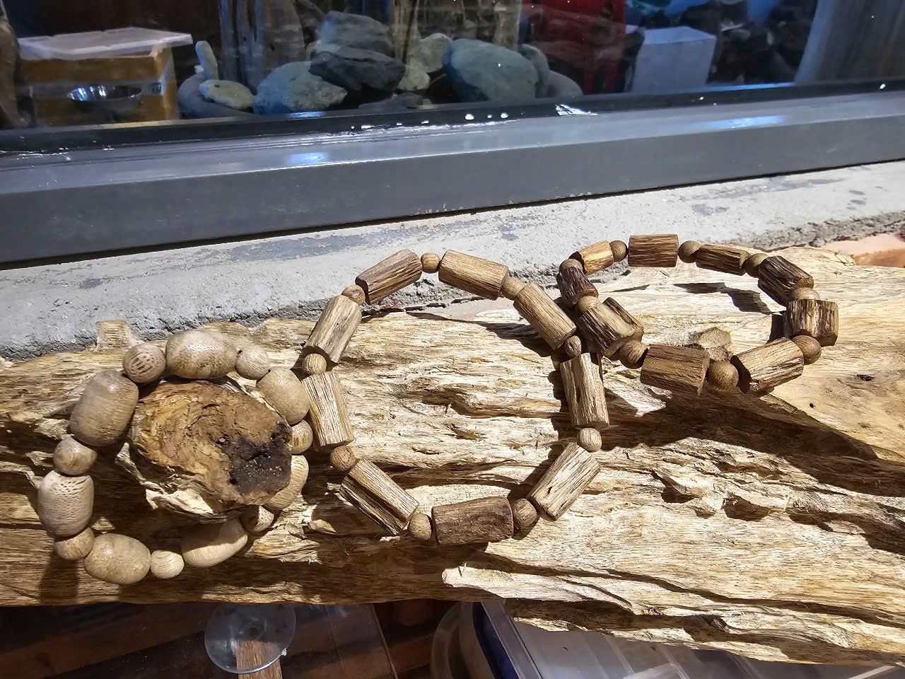 Trầm Hương theo cung mệnh – chọn vòng hợp tuổi để hút tài lộc, tình duyên