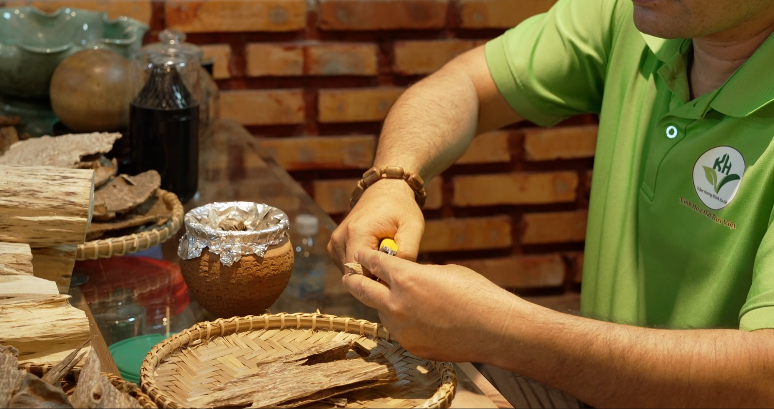 Vòng Tay Gỗ Trầm Hương Nha Trang Có Gì Đặc biệt?