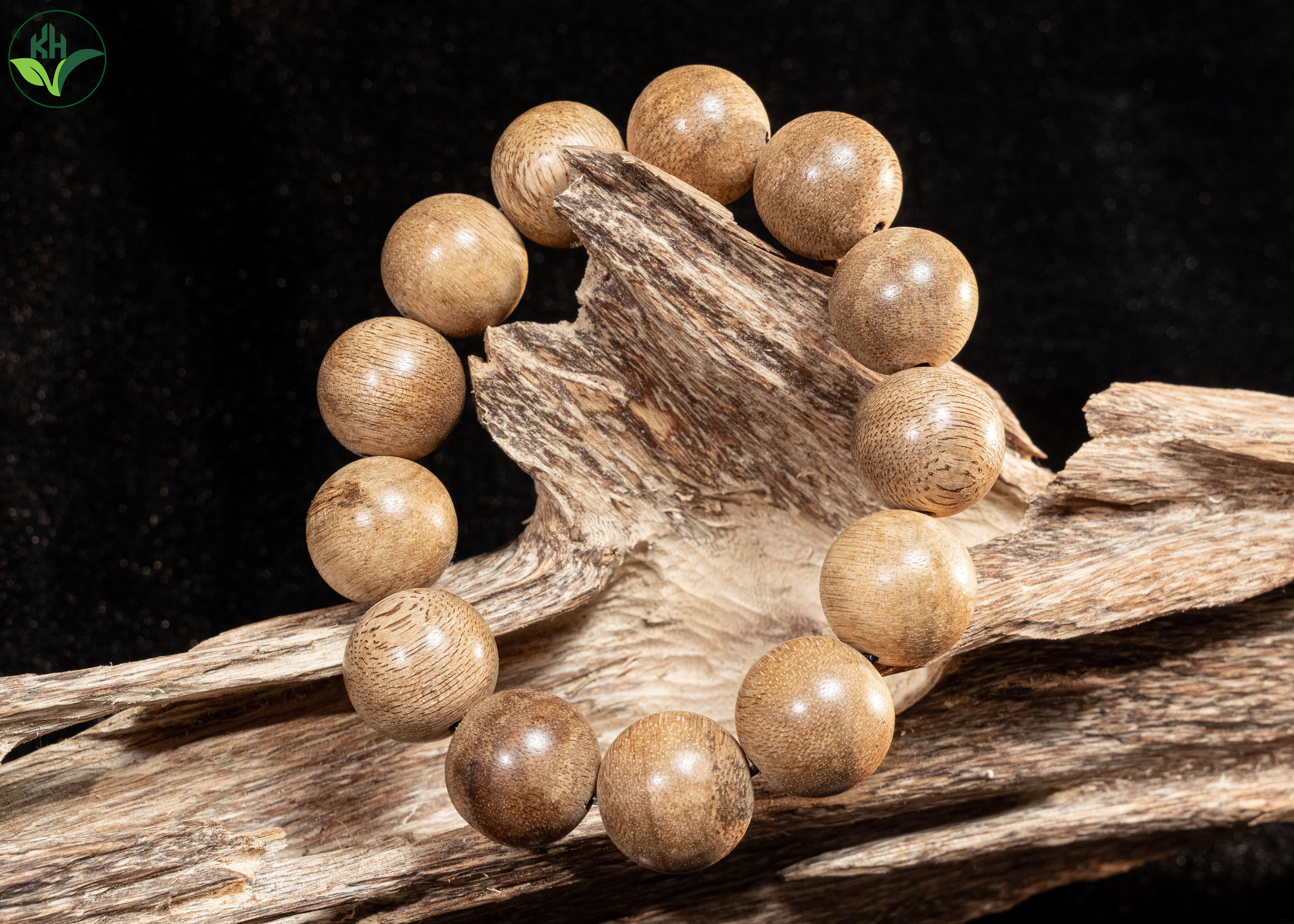 Vòng trầm tóc già KH (18li)