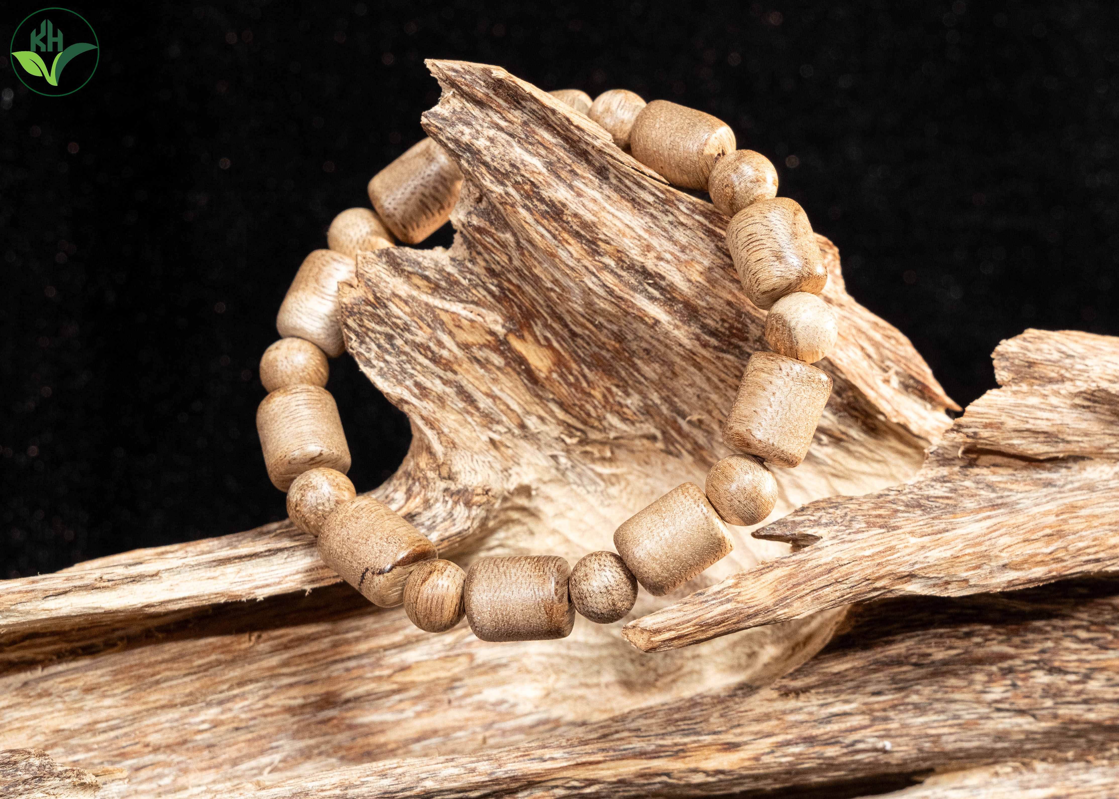 Vòng trầm hạt phối trụ (8li)