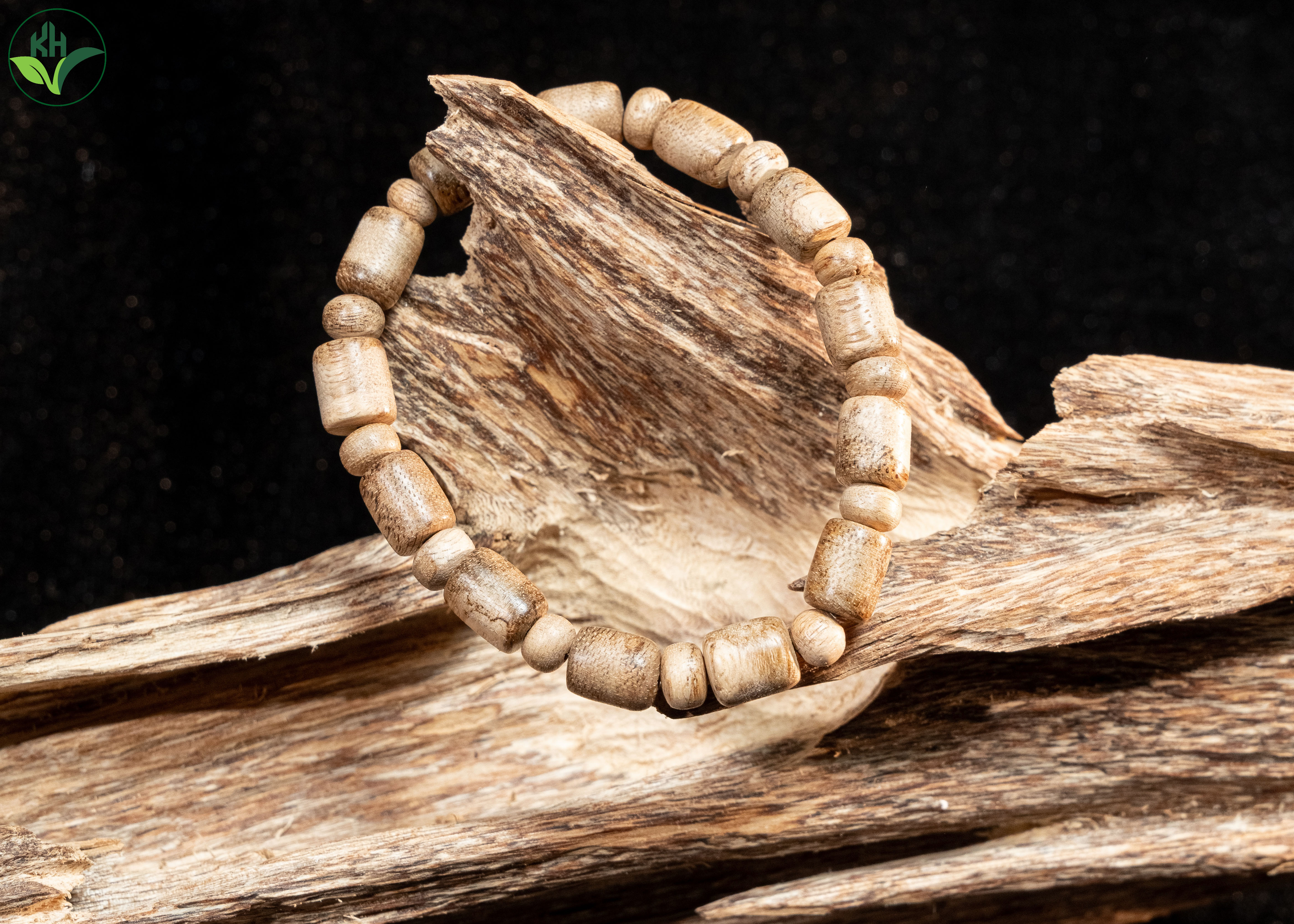 Vòng trầm trụ phối hạt (6li)